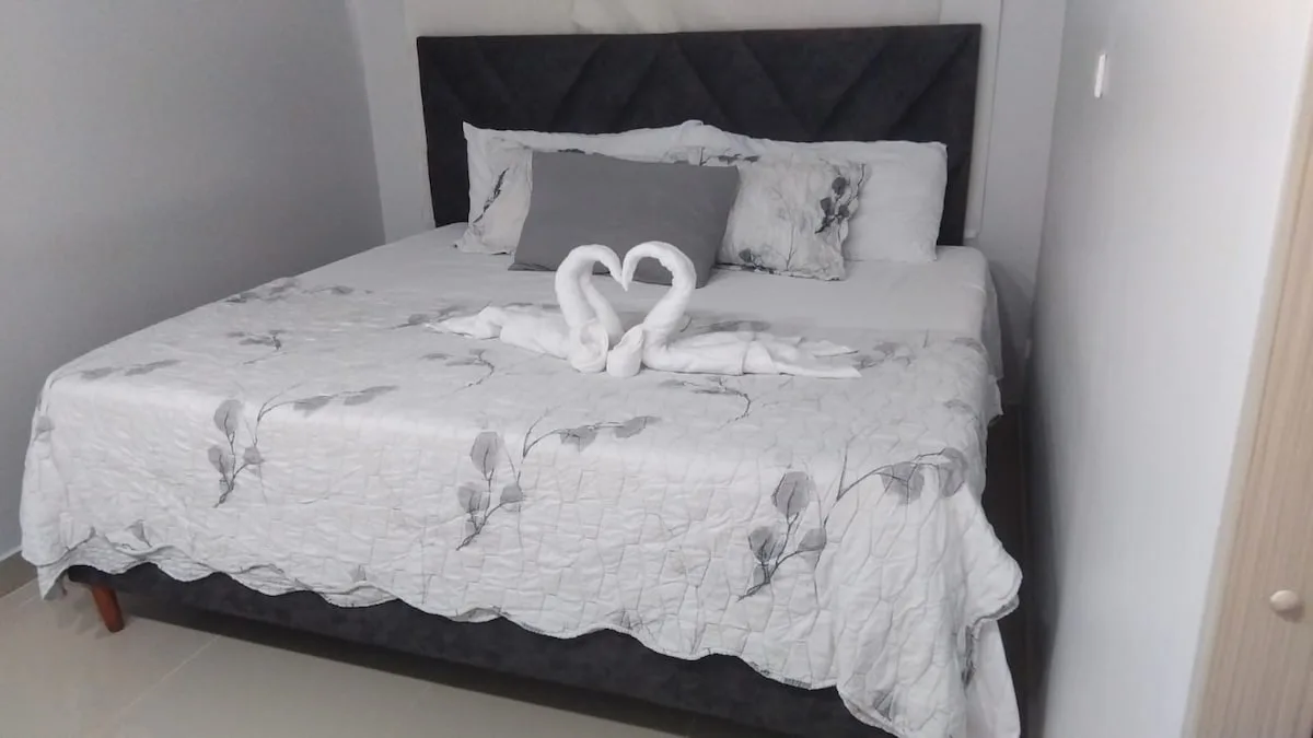 Second bedroom with king bed